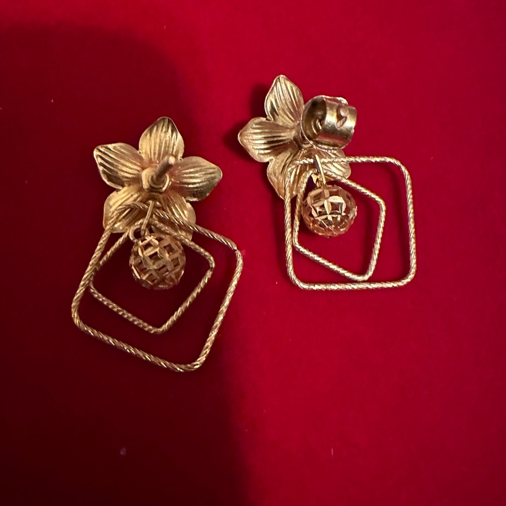 21k gold earrings